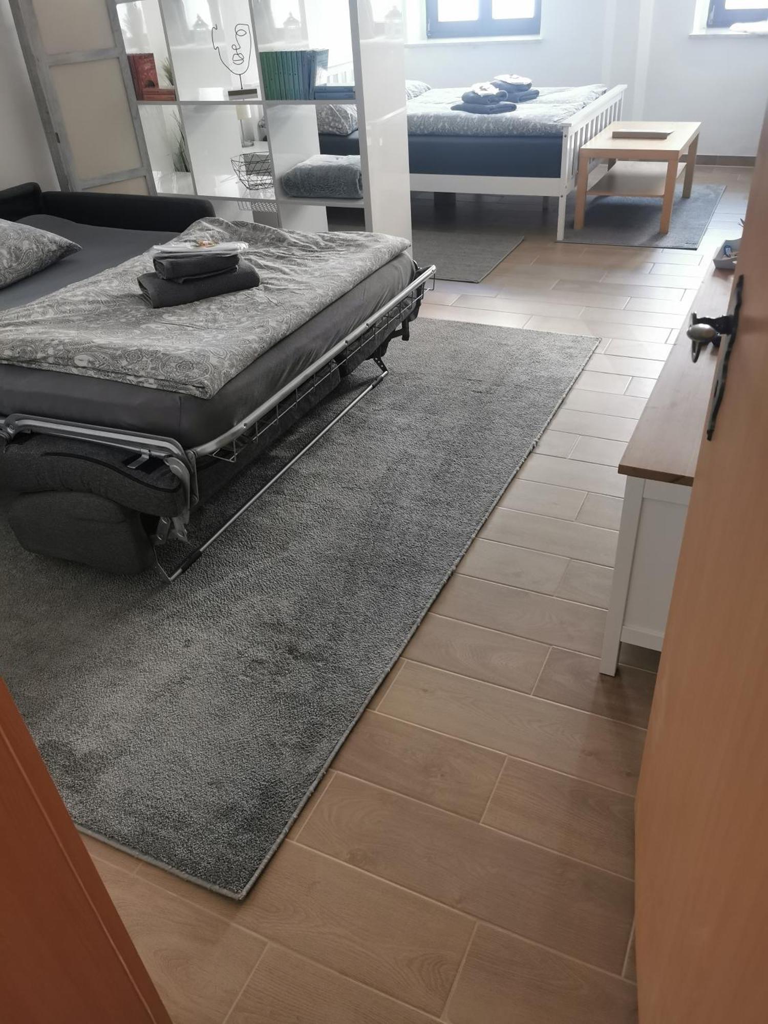 Gemuetliche Ferienwohnung Torgau Ruang foto